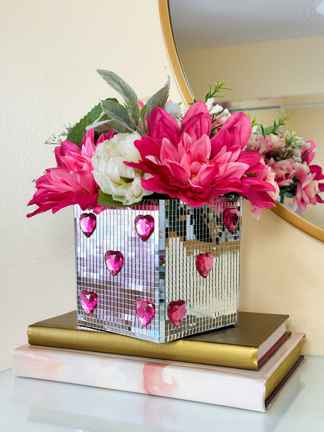 Disco die vase made with Aleene’s DIY Craft Heavy Duty Adhesive