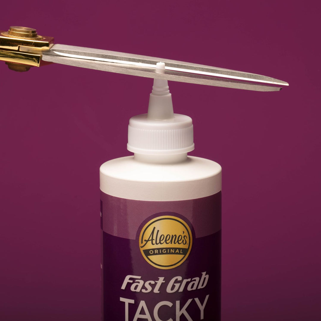 Picture of 24964 Aleene's Fast Grab Tacky Glue 8 fl. oz.