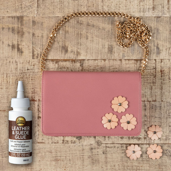 Picture of 43763 Aleene's Leather & Suede Glue 2 fl. oz.